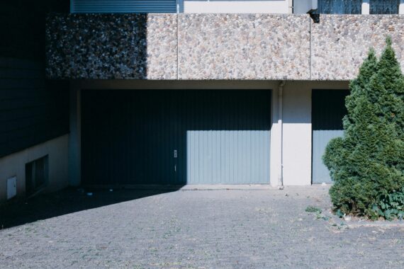 Can I Store Alcohol in the Garage for My Next Party?